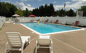 Saco River Motor Lodge & Suites